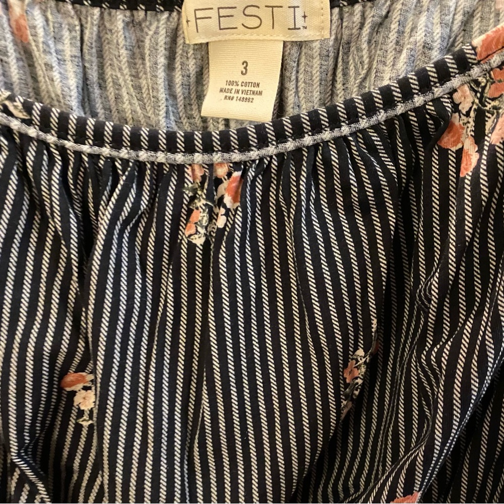 Torrid Festi Black Floral Smocked Crop Cami - Size 3X - NWT! - Picture 8 of 11